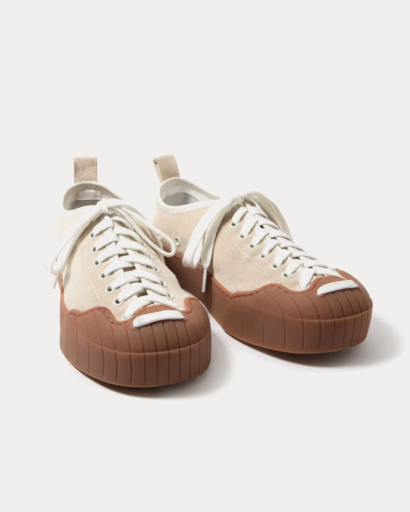 Isi Off White Low Top Sneakers