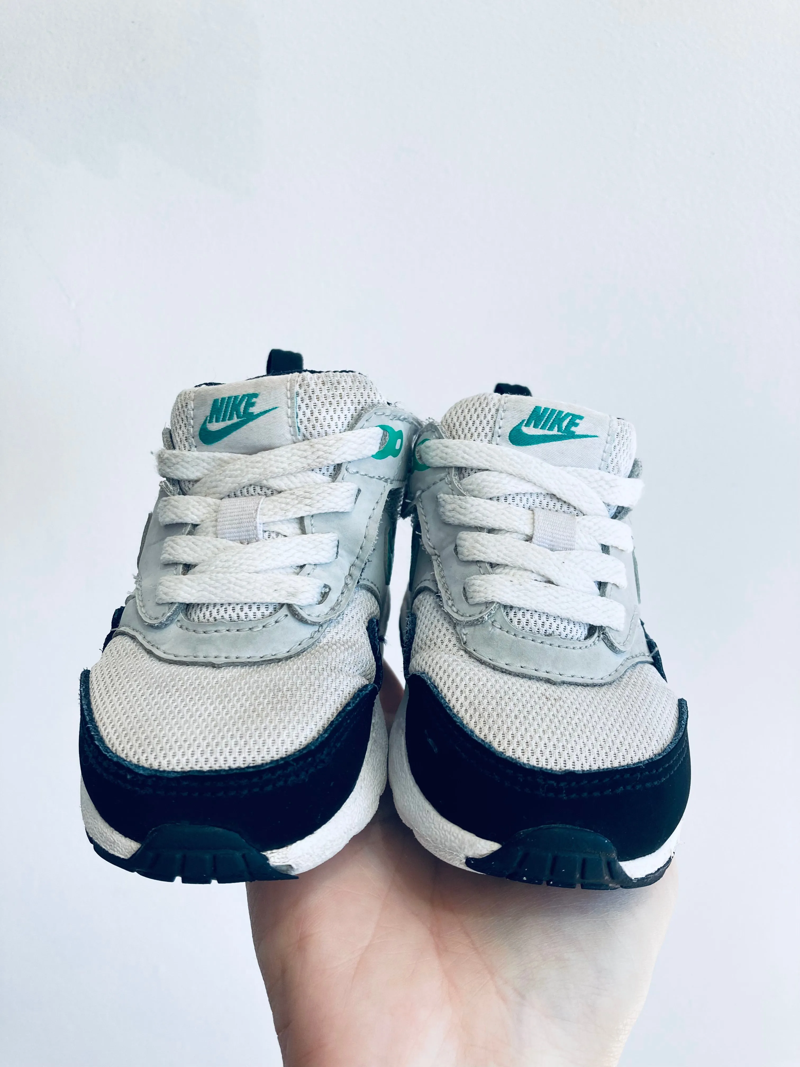 Nike Air Sneakers // 6 Toddler